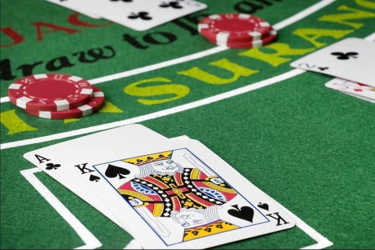 bdbet88 লাইভ ক্যাসিনো লবির রিয়েল ডিলার টেবিলের দৃশ্য